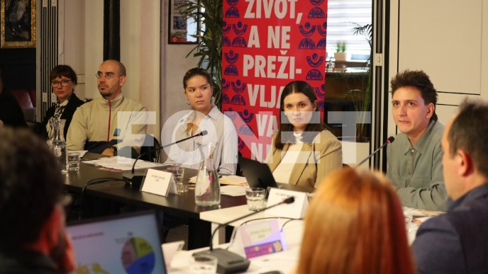 Plata nedovoljna za život