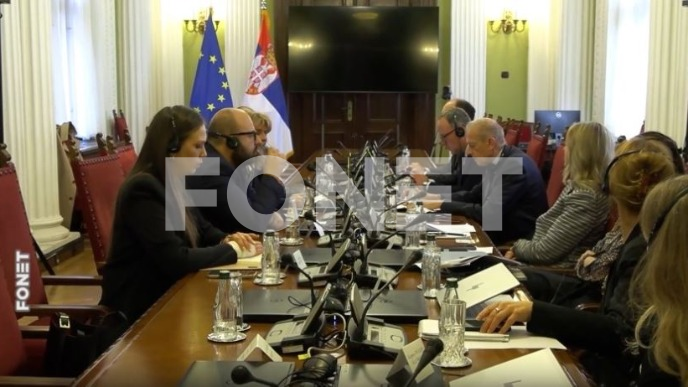 Sastanci s Brnabić, poslanicima