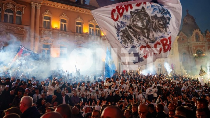 U Novom Sadu  110.000 ljudi