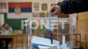 Uslovljeni da glasaju za SNS