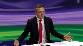 Borba za institucije