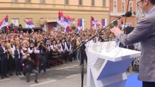 Vučić mitingom deli Srbiju