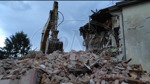 Rušenje zgrade na Vračaru