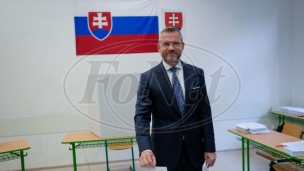 Na  vidiku trojna koalicija 