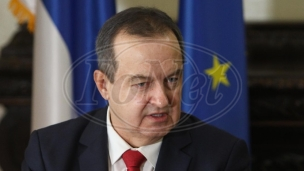 Ne menjamo stranu