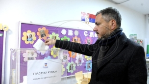 Glasao Vladimir Obradović