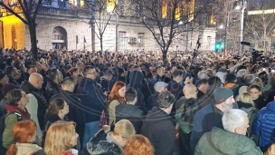 Ambasadori se mešaju u izbore 