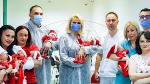 Kisić posetila porodilište